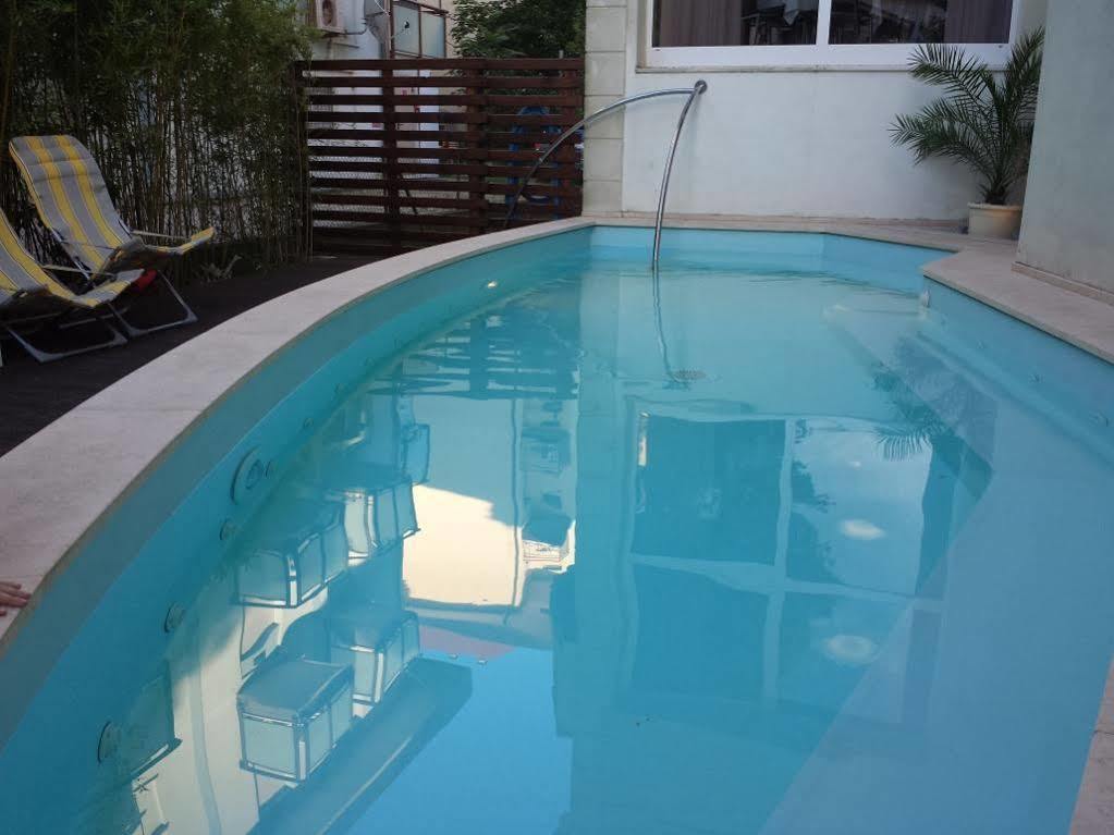Hotel Orly Cesenatico Exterior photo